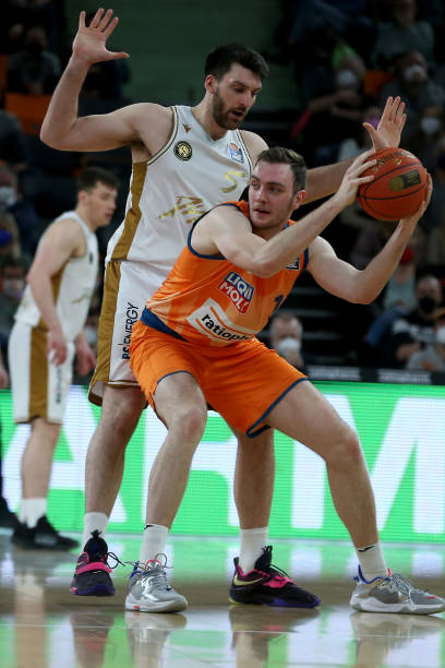 青少年高尔 青少年高尔