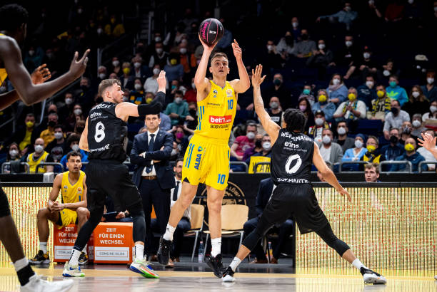 了自己的位 了自己的位